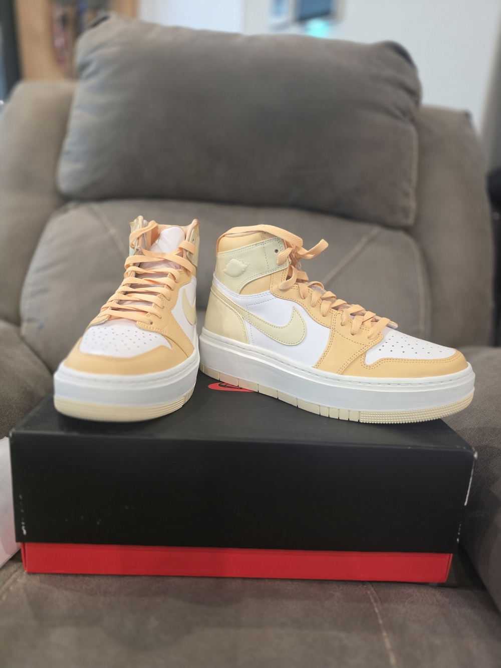 Women's Air Jordan 1 Elevate High "Celestial Gold"
